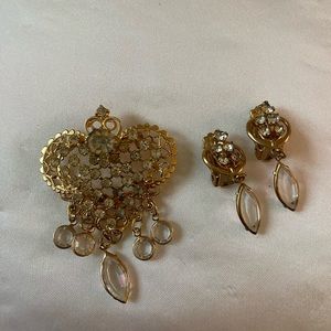 Vintage brooch with matching clip on earrings